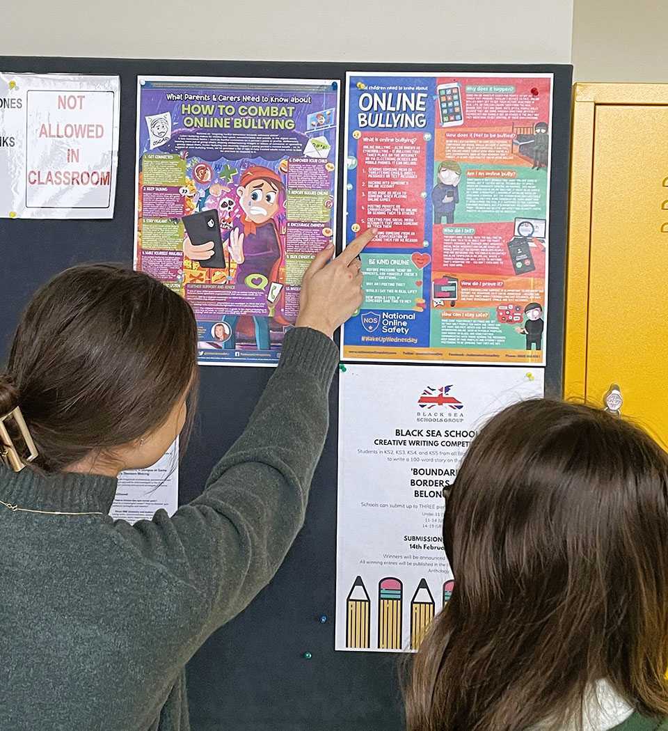 Unica școală Cambridge din Moldova: Angajament față de siguranța elevilor în mediul online