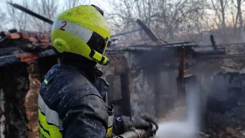 Chișinău: Flăcările au distrus un garaj și au provocat un deces