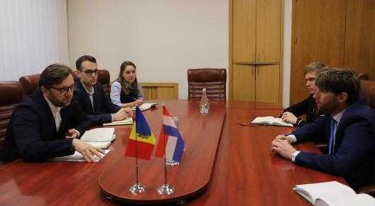 Ministrul Dumitru Alaiba a avut o întrevedere cu reprezentanții Regatului Țărilor de Jos