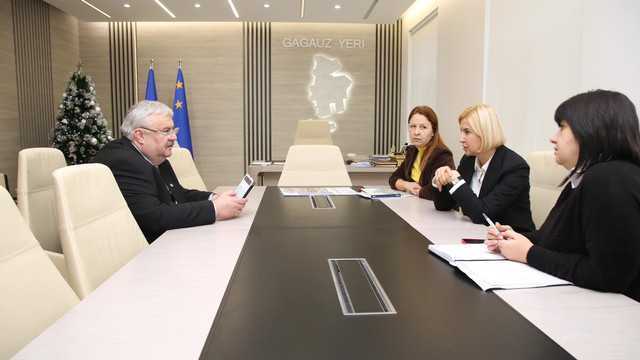 Studierea limbii române în UTA Găgăuzia, discutată de Igor Șarov și Irina Vlah