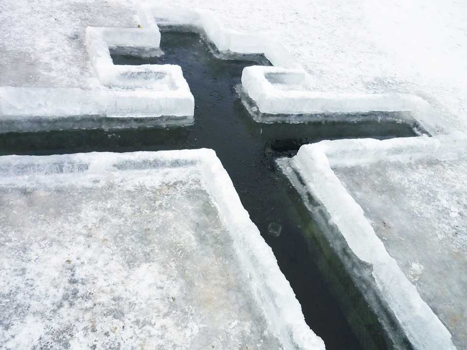 IGSU: Riscuri în timpul scăldatului de Boboteaza pe stil vechi