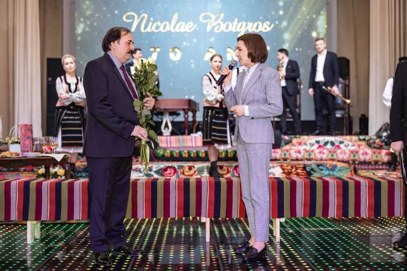 Maia Sandu l-a felicitat pe Maestrul Nicolae Botgros cu ocazia împlinirii vârstei de 70 de ani