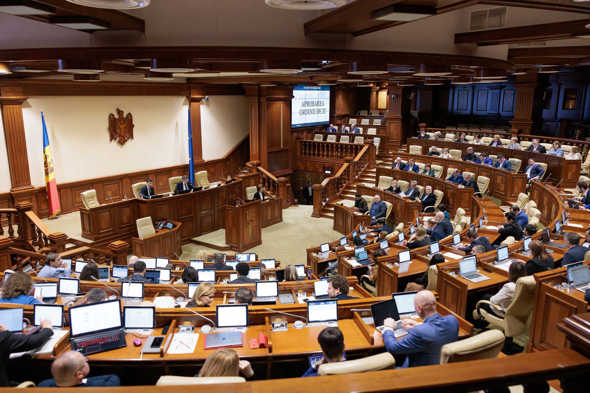 Mai mulți cetățeni vor beneficia de ajutor pentru perioada rece a anului
