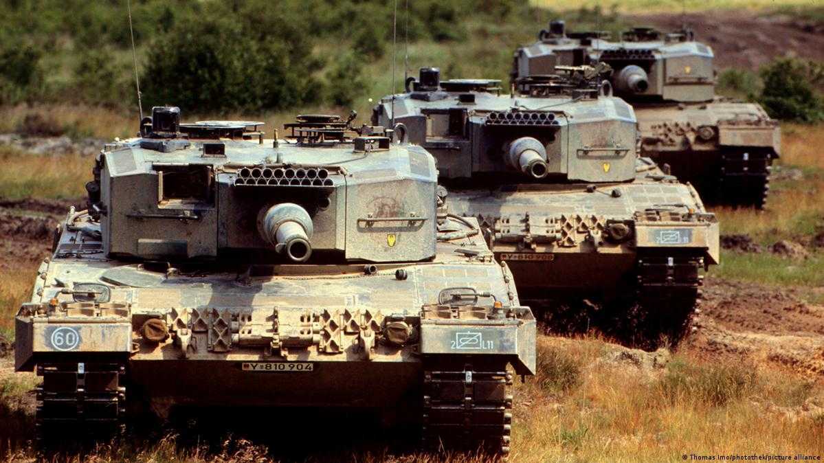 Un miliardar din Belgia ar putea trimite sute de tancuri în Ucraina