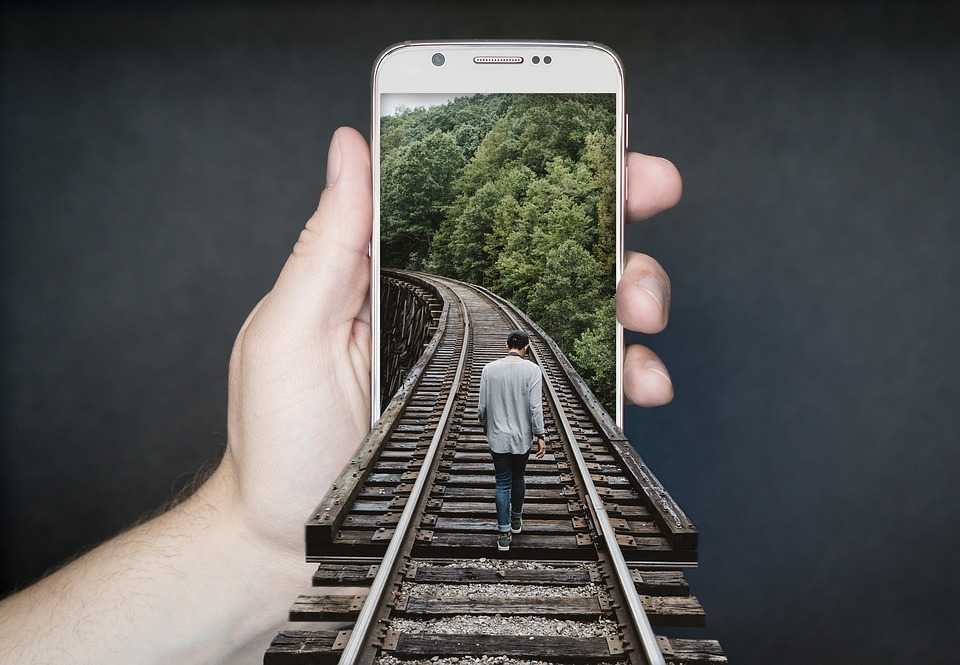 6 februarie - Ziua mondială fără telefon mobil