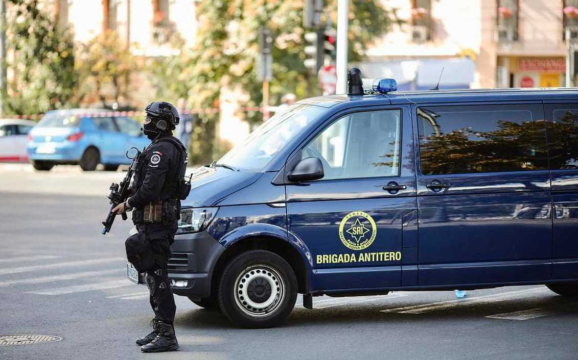 Ambasada Rusiei la București a primit un plic suspect. Autoritățile române au reacționat prompt și profesional
