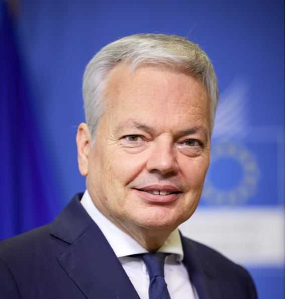 Comisarul european pentru justiție, la Chișinău: UE urmărește cu atenție reformele