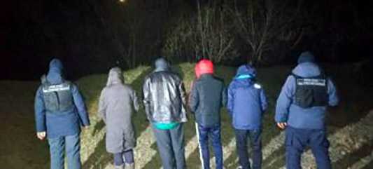 Patru cetățeni ai Siriei, reținuți pe malul Prutului