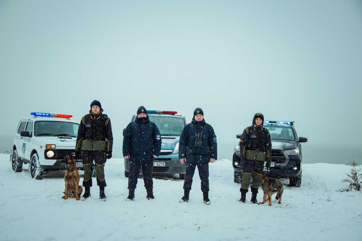 Un conațional intenționa peste hotare să folosească un act falsificat