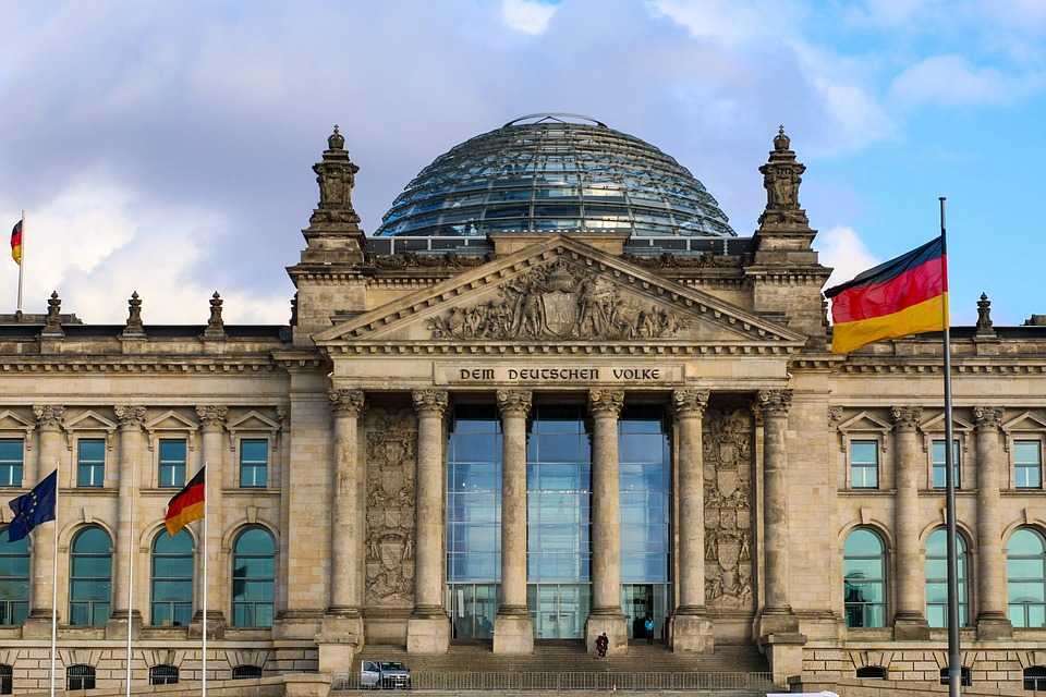 Germania schimbă legea imigrației, după ce a rămas fără muncitori