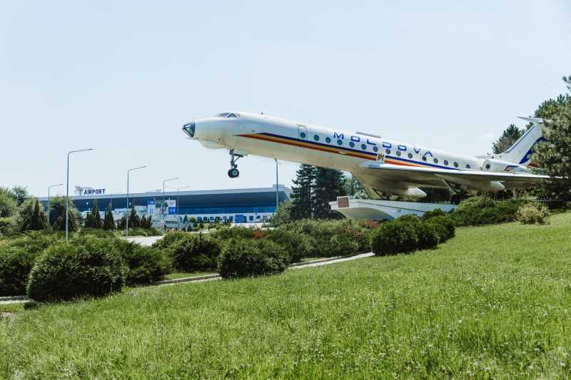 Șefa statului anunță că Aeroportul Internațional Chișinău a revenit în gestiunea statului