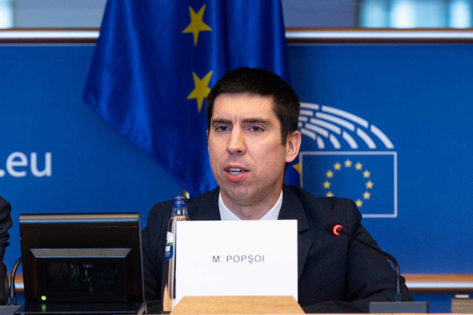 Mihai Popșoi: Deputații se vând din nou ca în vremurile de tristă faimă