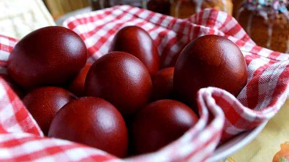 Cum vopsești ouăle de Paşte cu soluții naturale