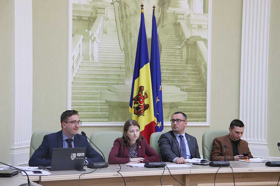 Ședința de lucru privind organizarea examenelor de admitere în profesie