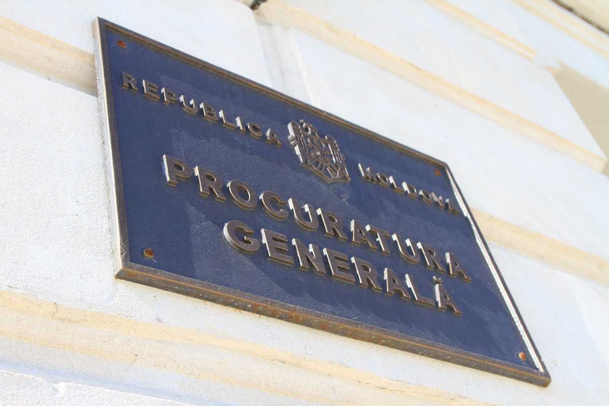 Veronica Dragalin: Zece procurori toxici trebuie să plece din Procuratură