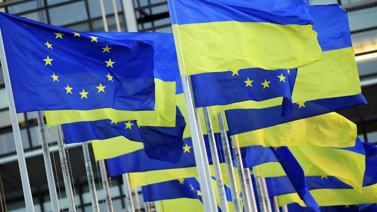 Peste 2.000 de firme poloneze sunt interesate să participe la reconstrucţia Ucrainei
