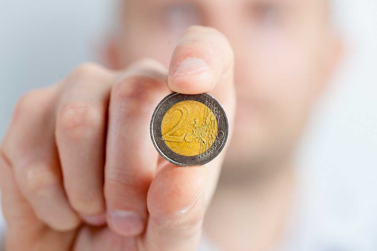 BREAKING: Dispar bancnotele în Europa! Euro digital ar putea fi lansat în 3-4 ani