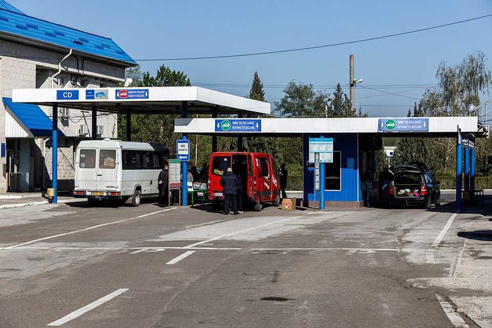 Costuri exorbitante pentru modernizarea vămilor de la hotarul cu România