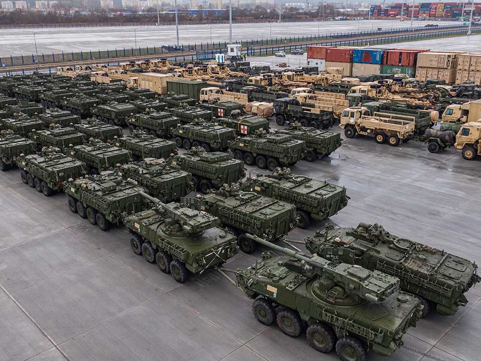 Armata NATO este gata de un război cu Rusia
