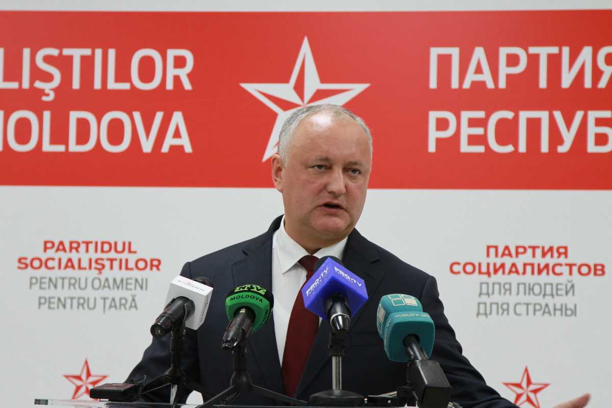 Igor Dodon critică inițiativa de a majora salariile miniștrilor