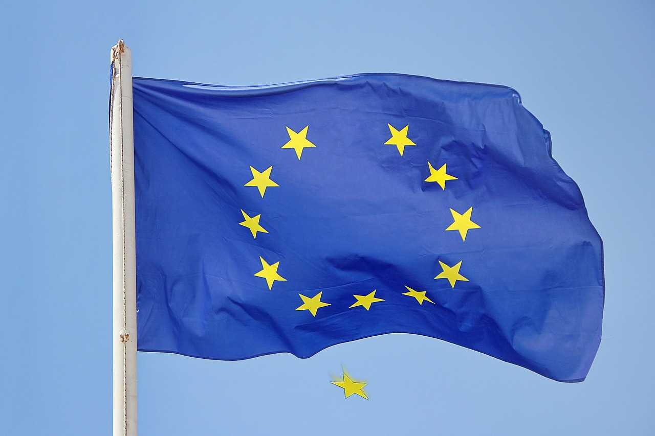 Legea europeană pentru inteligență artificială, AI Act, votată de Parlamentul European