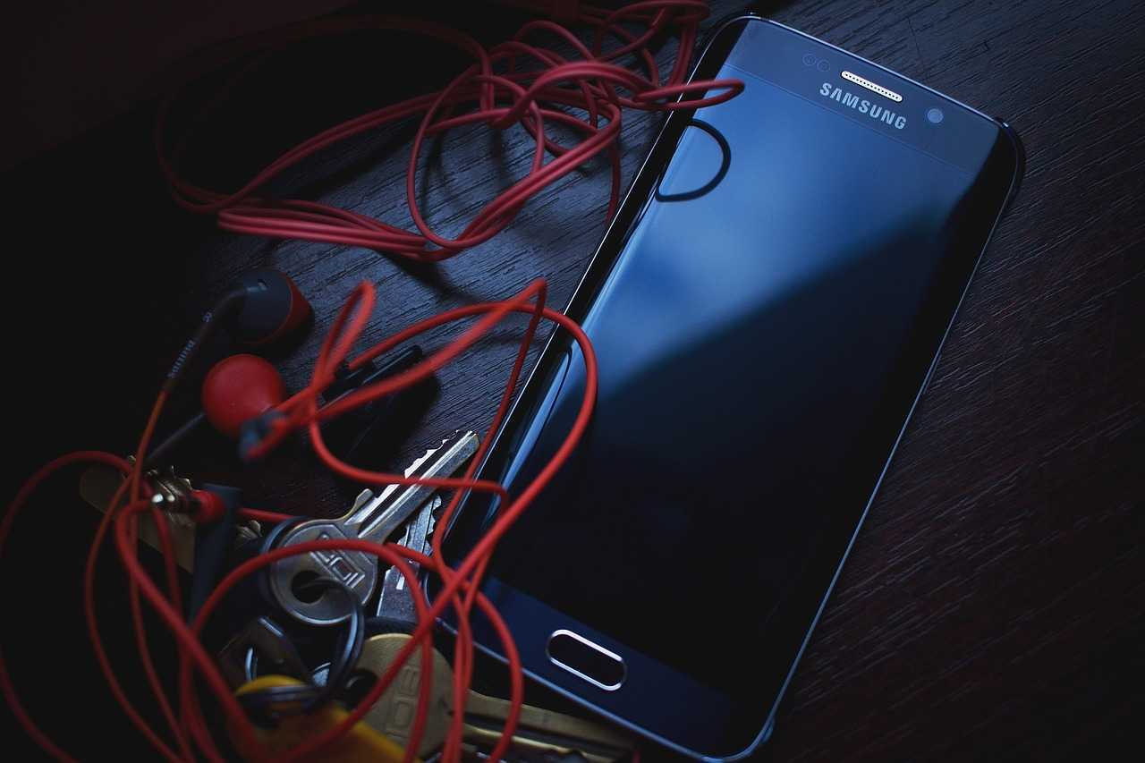 Samsung va acorda angajaţilor săi o zi de vineri liberă în fiecare lună