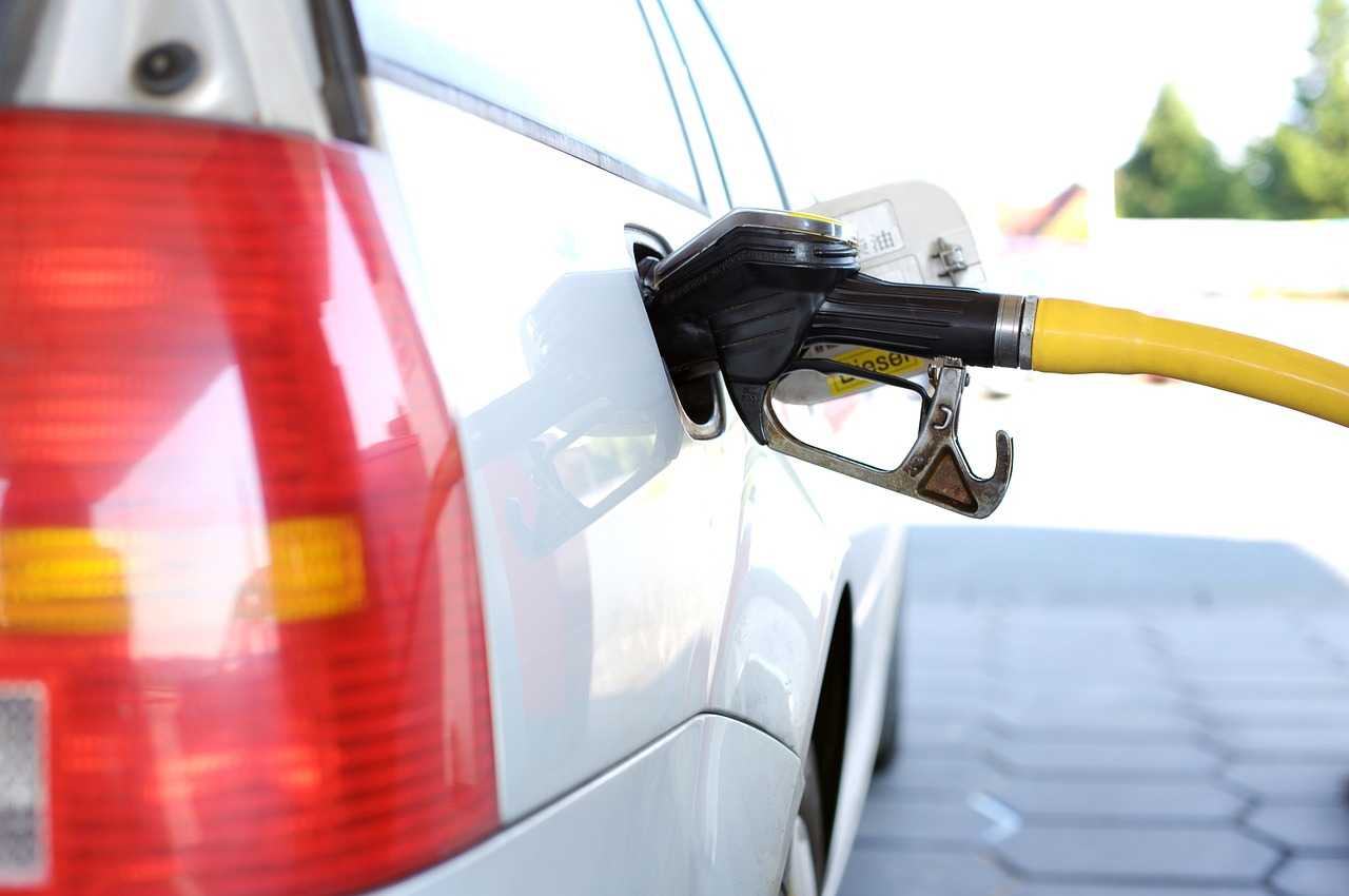 ANRE: Cresc prețurile la benzină și motorină