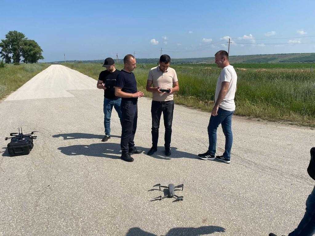 10 funcționari vamali au beneficiat de instruire în domeniul pilotării dronelor
