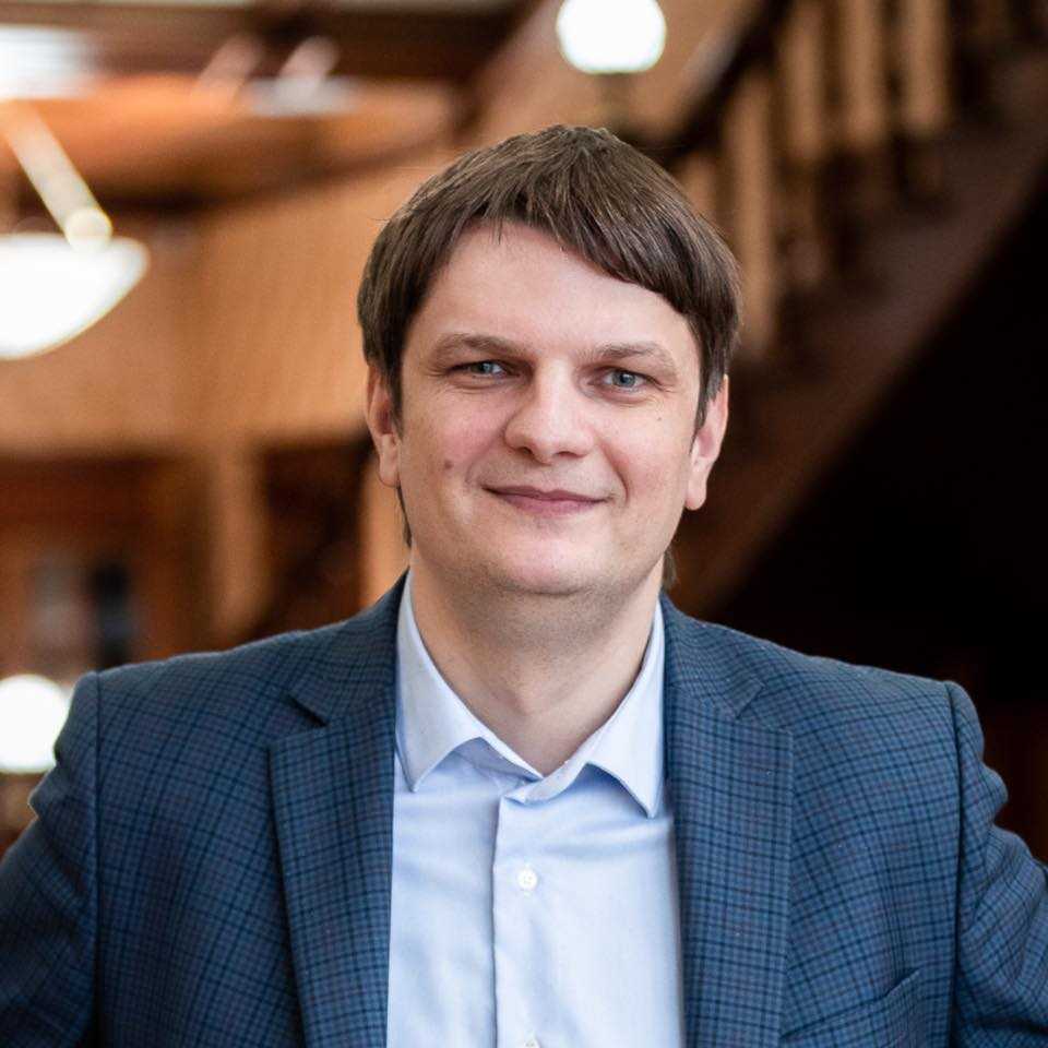 OFICIAL: Avem trei noi miniștri
