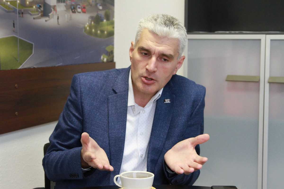 Alexandr Slusari invocă grave nereguli în rețelele de supermarketuri