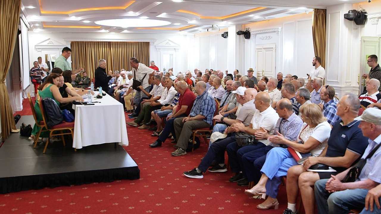 De Ziua Independenței, 200 de veterani au primit ajutor financiar din partea Asociației A.S.I.C.S. / VIDEO
