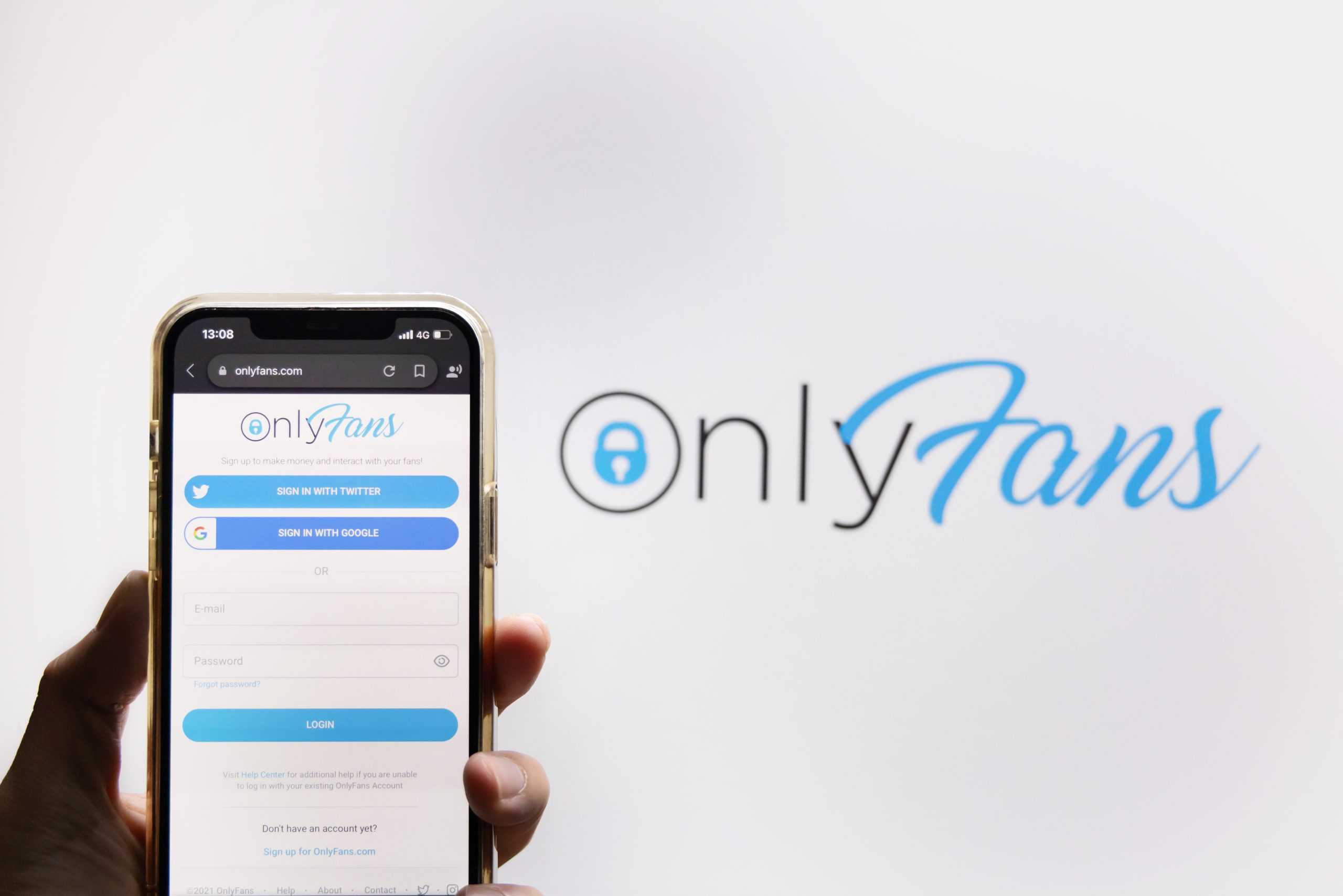 Crește numărul de utilizatori. OnlyFans e pe plus la toate capitolele
