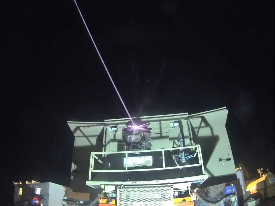 Israelul a anunțat că peste un an va dispune de sistemul de apărare cu laser 
