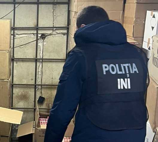 Țigări și alcool contrafăcut, în nordul țării. A fost ridicată marfă de peste un milion de lei / VIDEO