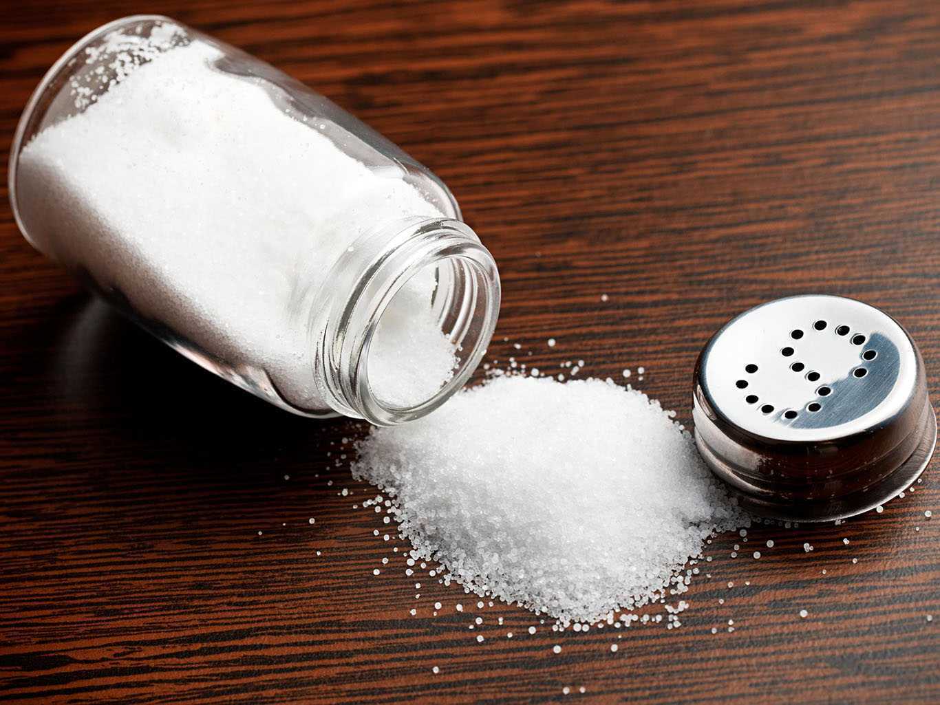 De ce trebuie să evităm abuzul de sare în alimentație