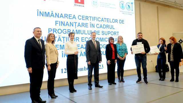 400 de mii de euro pentru companiile private care implementează învățământul dual