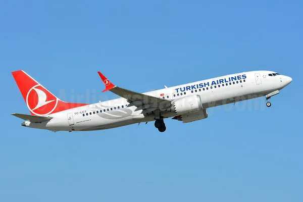 Compania Turkish Airlines va cumpăra peste 200 de avioane de la Airbus