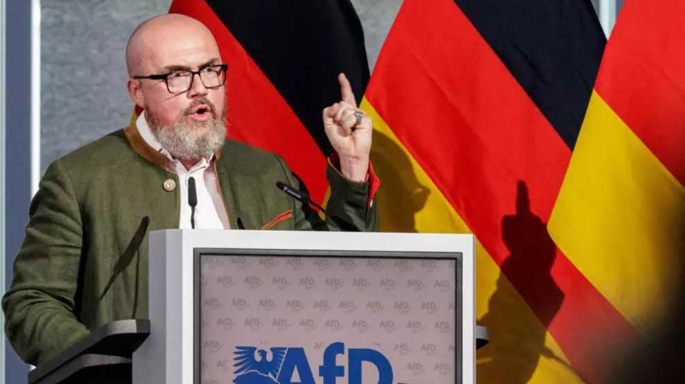 Victoria extremei drepte AfD, construită de un politician născut la Timișoara