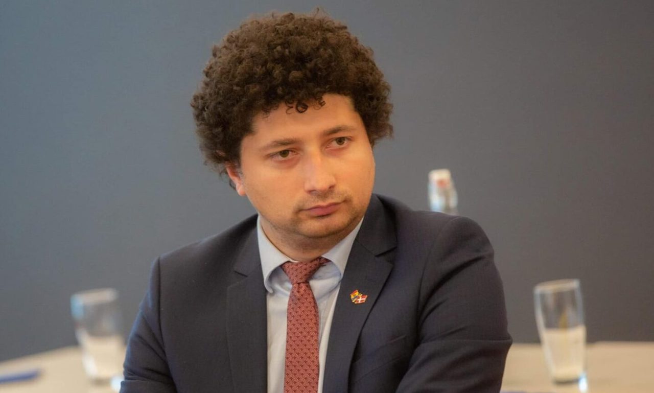 Fermierii îi cer lui Radu Marian scuze publice după acuzațiile privind proiectul de licențiere a importurilor