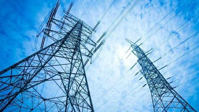 Peste 70% din energia electrică importată de Energocom în august a venit din România și Ucraina