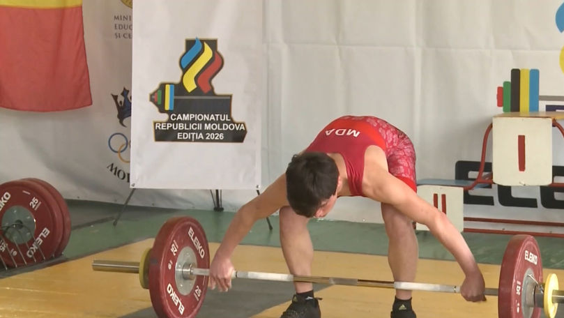 Ion Badanev, vicecampion mondial universitar la haltere. Moldoveanul a cucerit aurul la stilul smuls