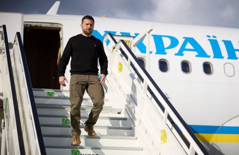Avionul lui Zelenski, „aproape lovit” de o dronă la Chișinău? Guvernul face precizări