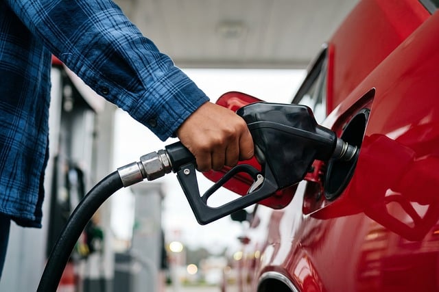 Motorina se apropie de 35 de lei litrul. Cât vor costa carburanții pe 15 septembrie