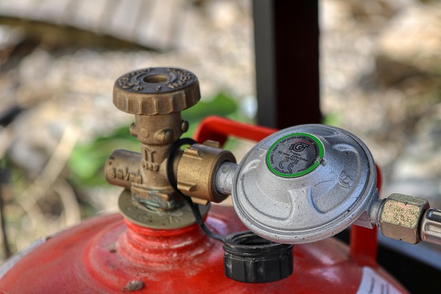 Buteliile de gaz dispar din blocurile de locuințe din noiembrie. Ce trebuie să facă locatarii