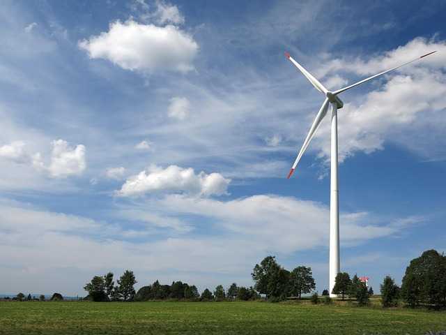 Energia verde scapă de birocrație: Autorizațiile vor avea termene clare și mai scurte