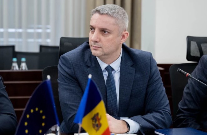 Fostul șef al MoldATSA, căutat de Procuratură și CNA, îl contactează pe Plîngău și cere o discuție