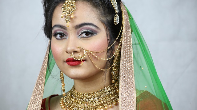 Familiile din India dețin 25.000 de tone de aur - de trei ori mai mult decât rezervele SUA