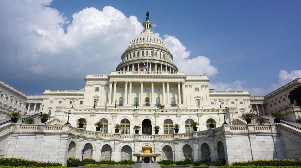Congresmenii americani pregătesc interzicerea importurilor de petrol rusesc, după decizia lui Trump privind motorina