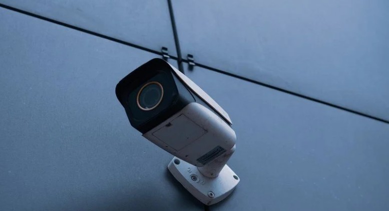 Hackerii ruși transformă camerele de supraveghere în arme de război: 40.000 de dispozitive vulnerabile, descoperite în Ucraina