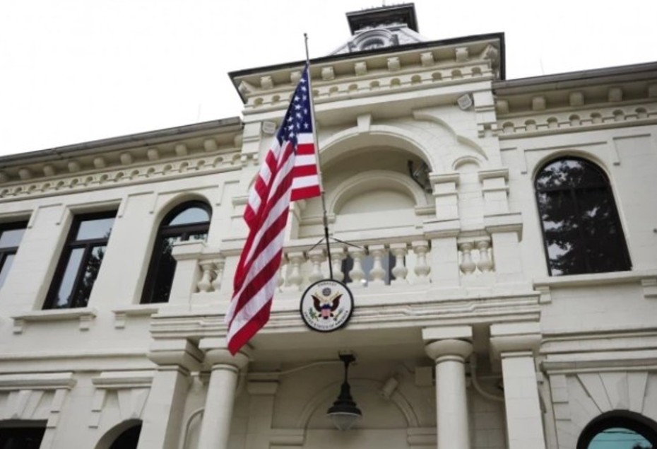 Ambasada SUA salută lichidarea a cinci centre de apel frauduloase din Chișinău: prejudicii de milioane de dolari